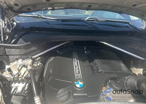 2015 BMW X5 Sdrive35I z USA, uszkodzony, nr VIN 5UXKR2C5XF0H40411